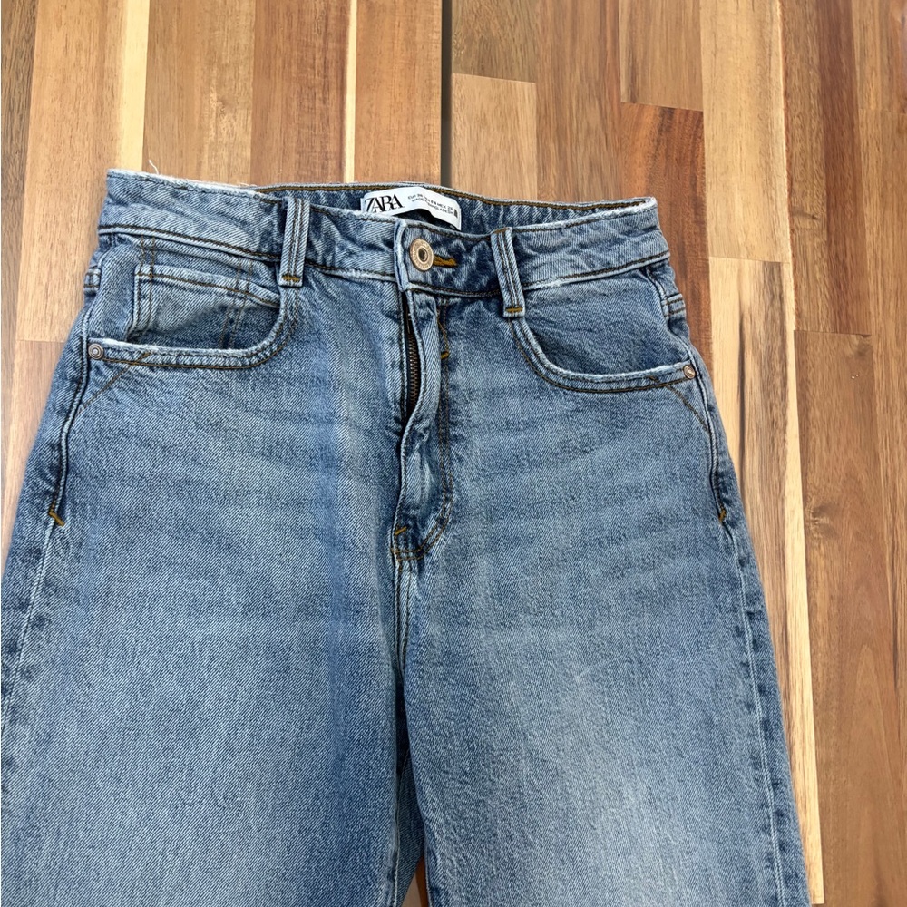 Zara Sz 4 Light Wash High Rise Mom Blue Denim Jeans Straight Leg Ribbed Y2K - Picture 2 of 10